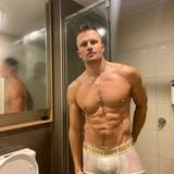 dontlookatjb from onlyfans